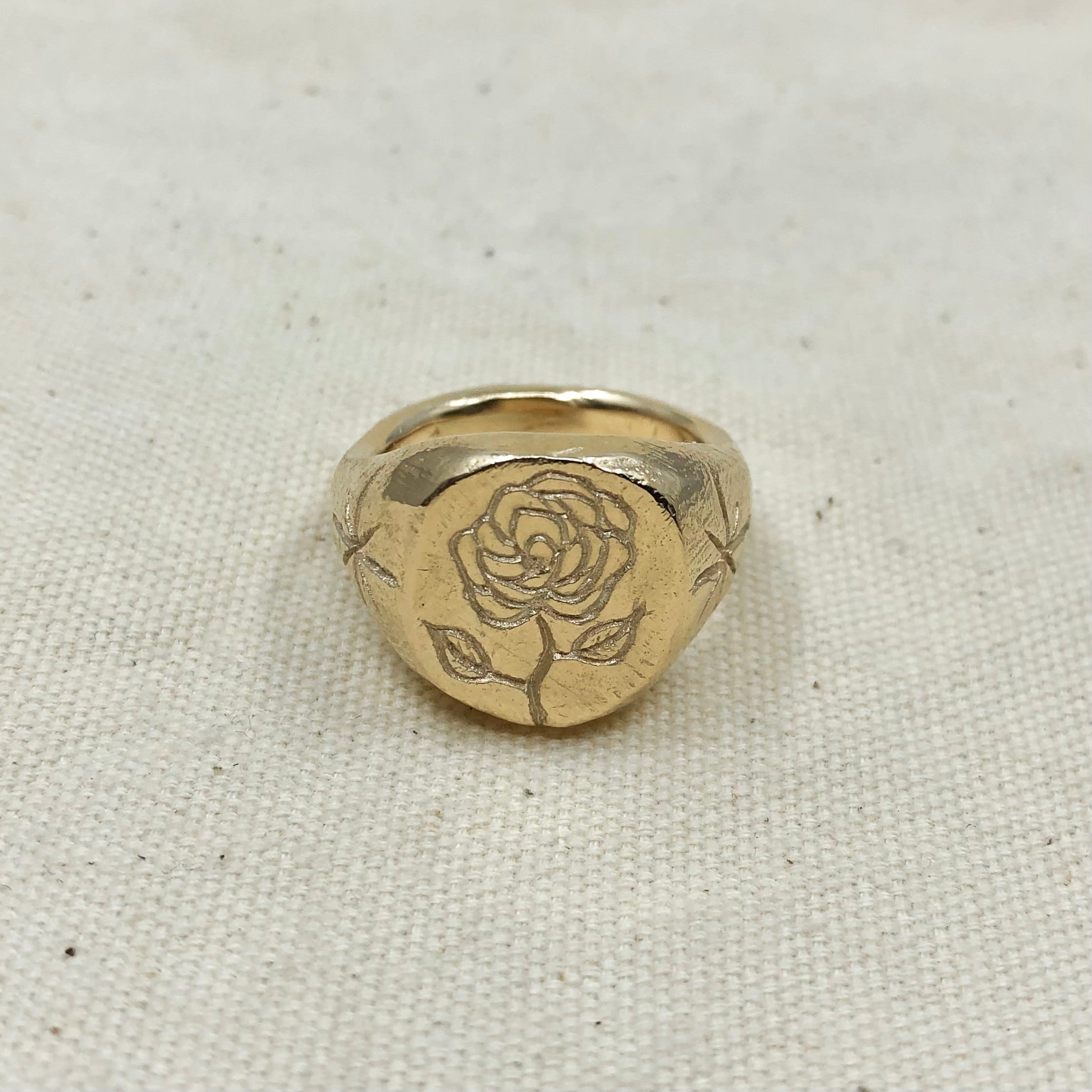 Gold Rosie Signet Ring