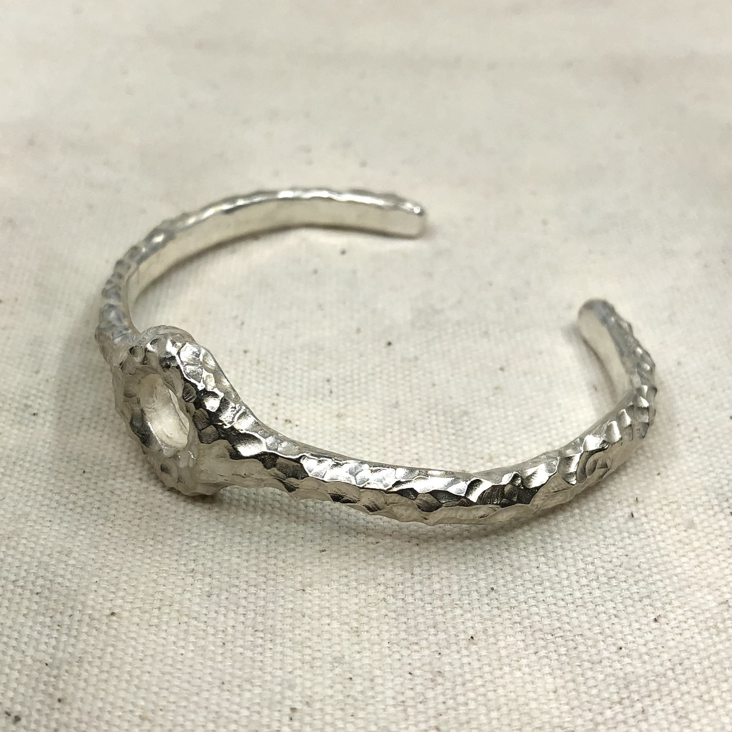 Halo Cuff