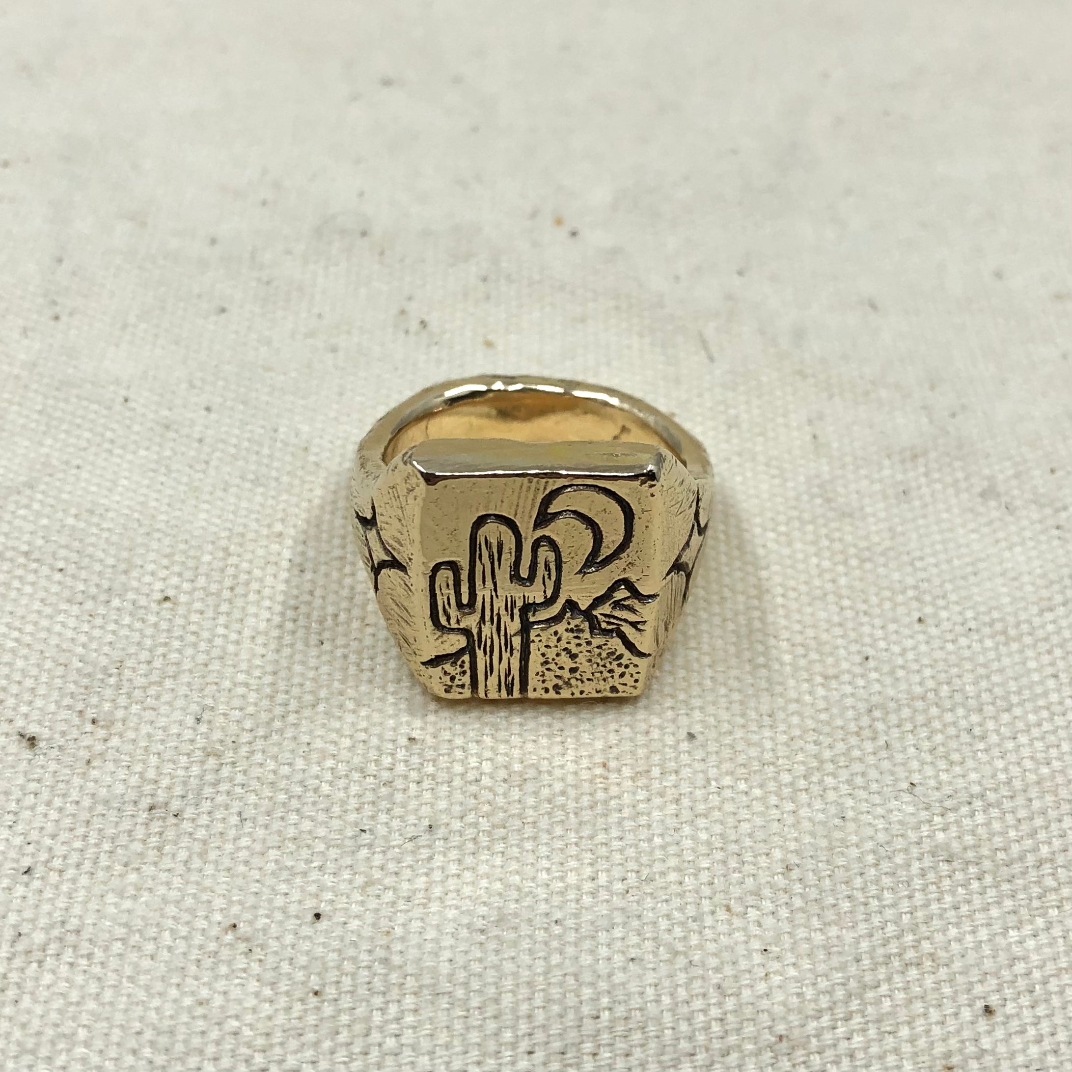 Gold Wild West Signet Ring