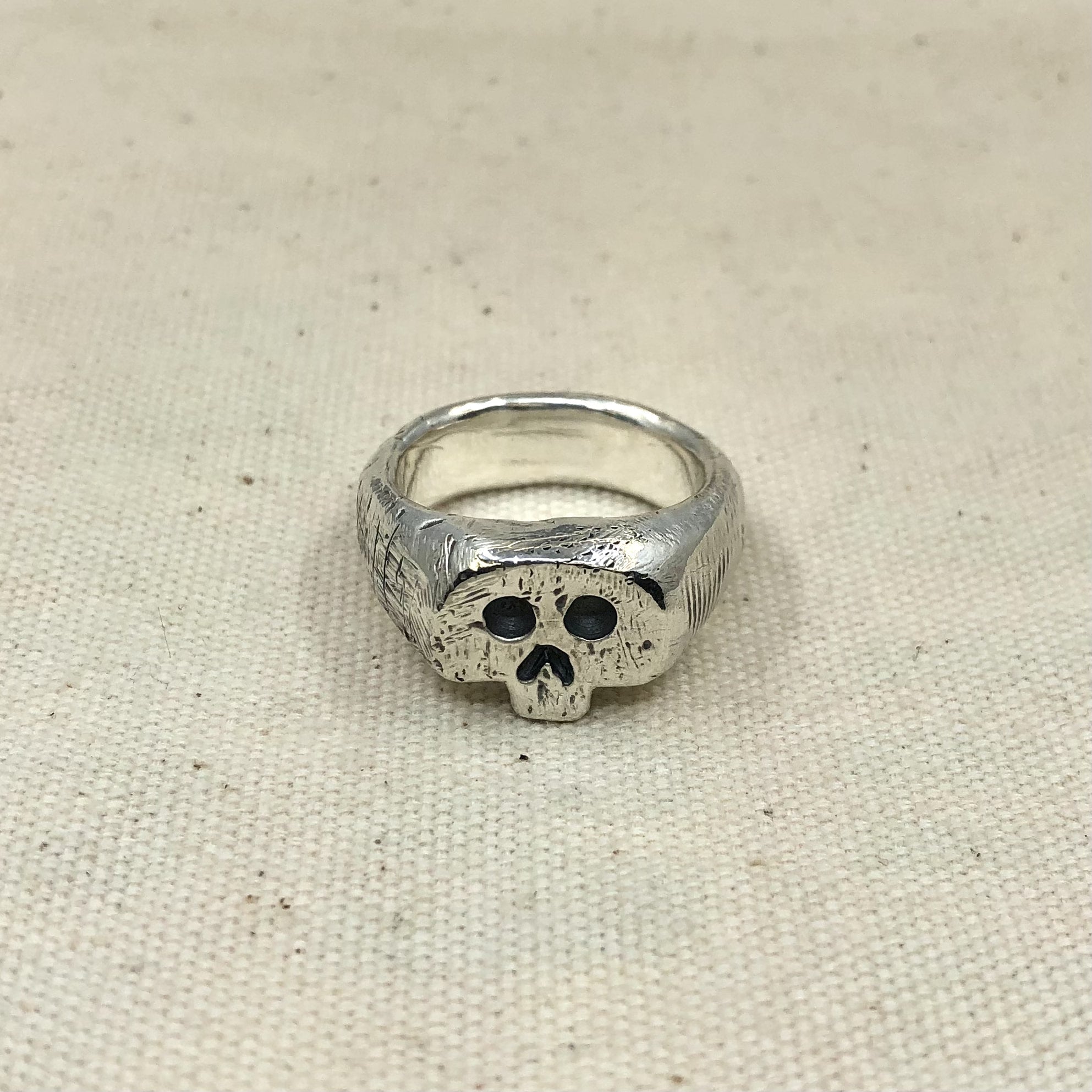 Mini Skull Ring