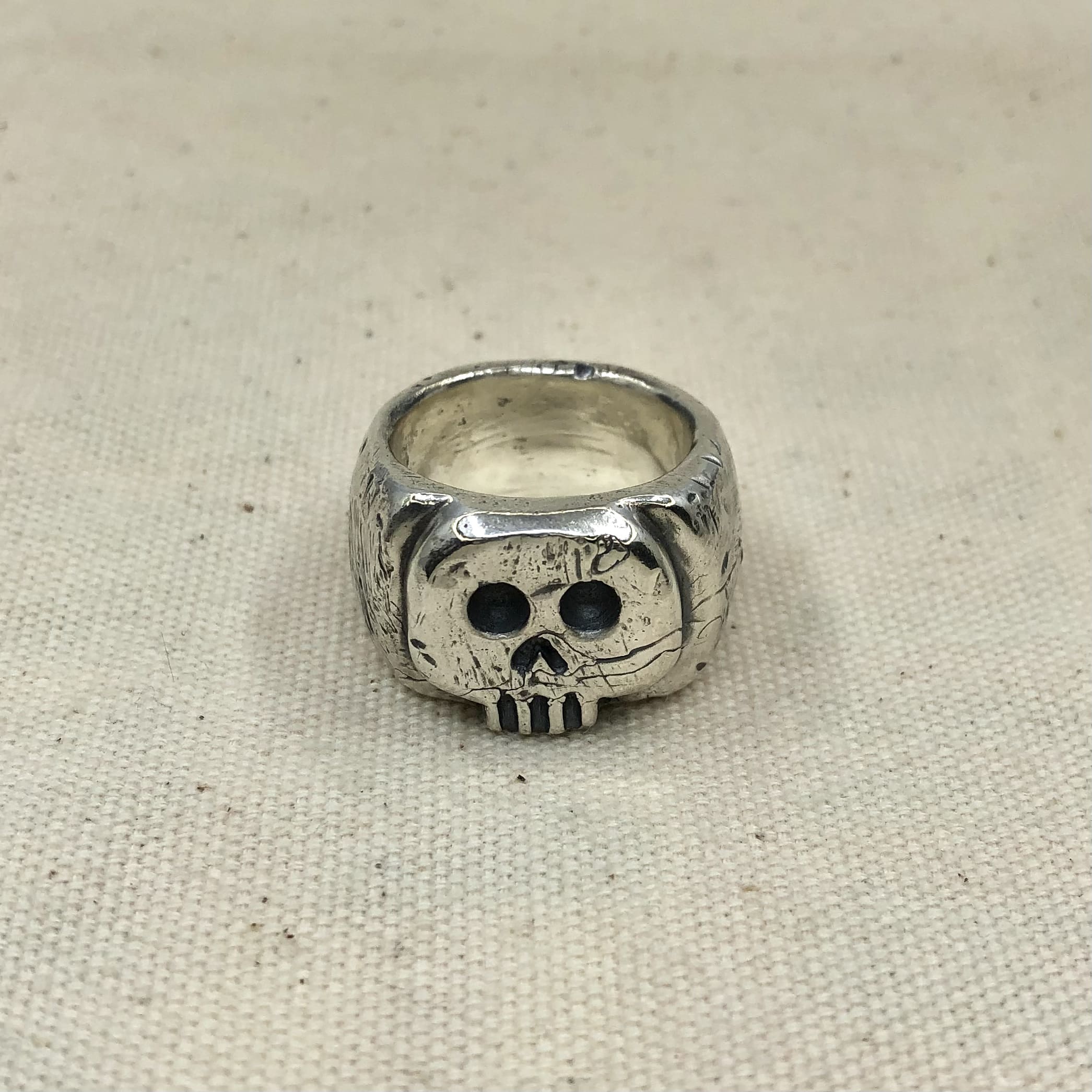 Skull Band